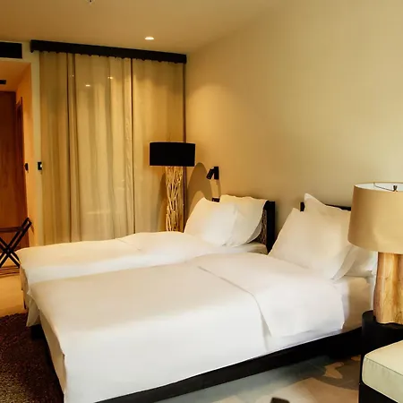 Hotel 1920 4*