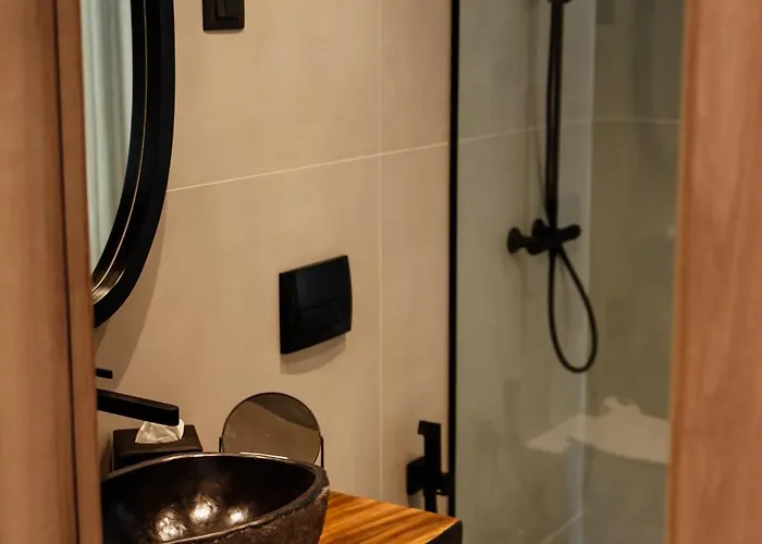 Отель 1920 Подгорица