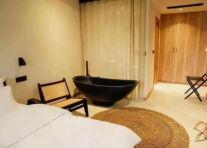 1920 4* Подгорица